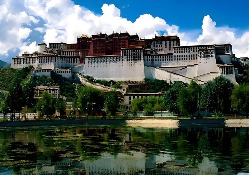 探秘中国的古老历史：人文与自然交融的瑰宝